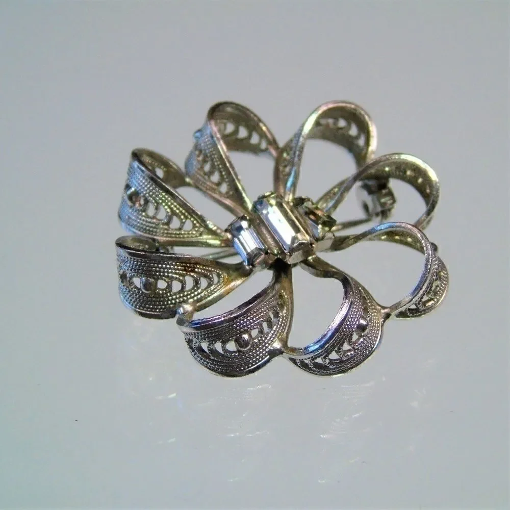 Continental Vintage Signed Silver Filigree Brooch